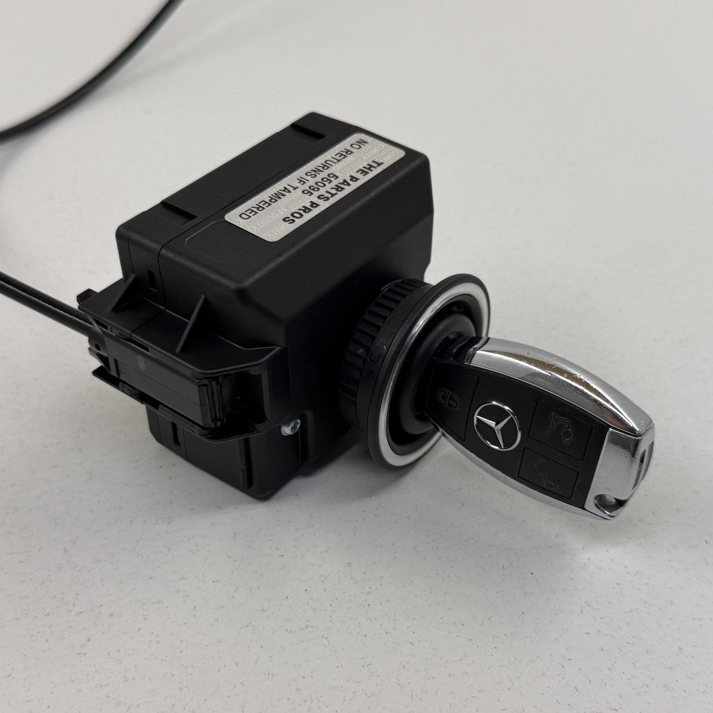 2012-2014 Mercedes C250 W204 1.8L Engine Control Module ECU Ignition Key Set EM