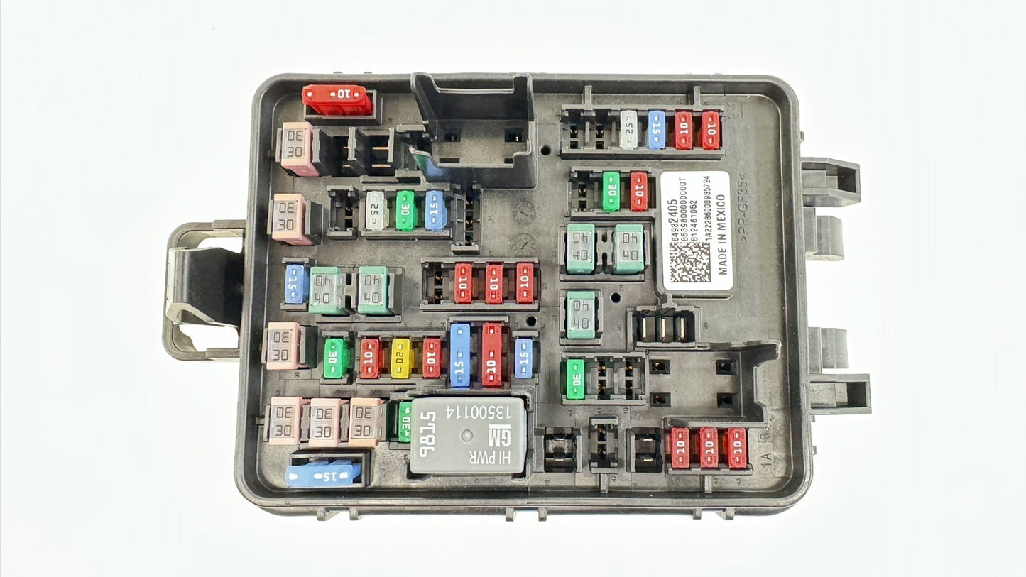 22-23 CADILLAC CT4 V BLACKWING CABIN FUSE RELAY JUNCTION BOX 84932405 OEM