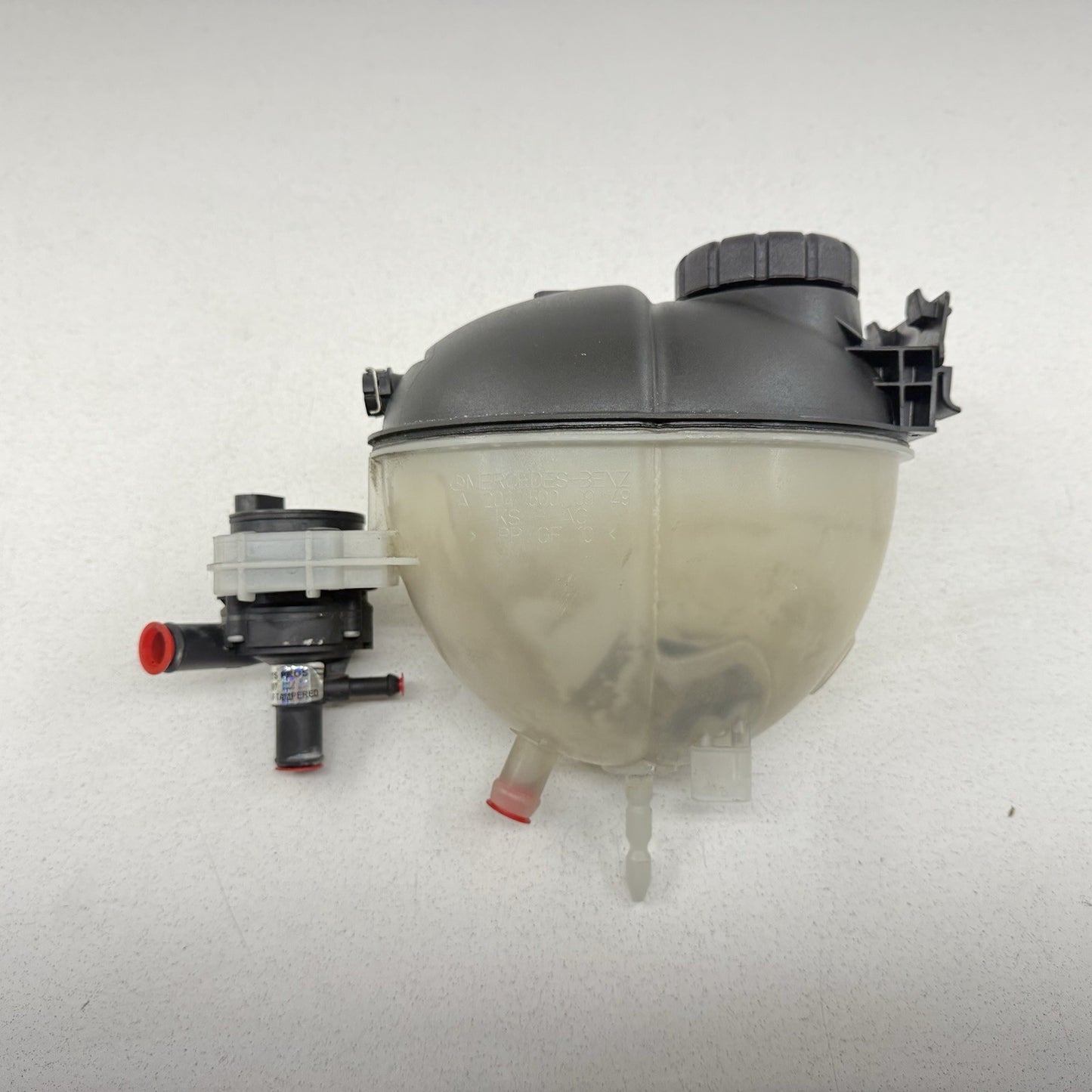 12-18 Mercedes W218 CLS550 Coolant Reservoir Overflow Expansion Tank OEM