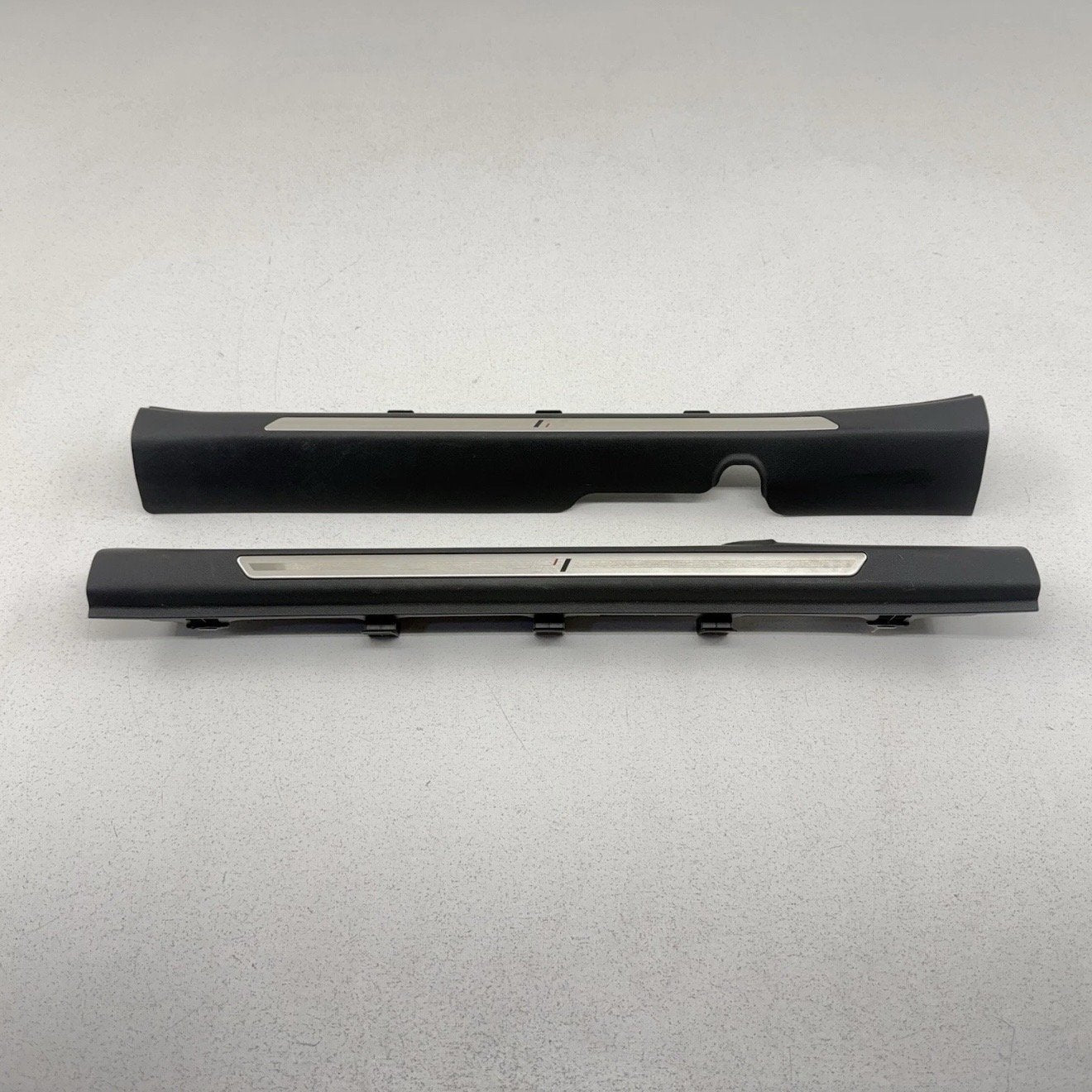 22-26 Hyundai Elantra N Front Door Sill Scuff Kick Plate Pair Left & Right OEM