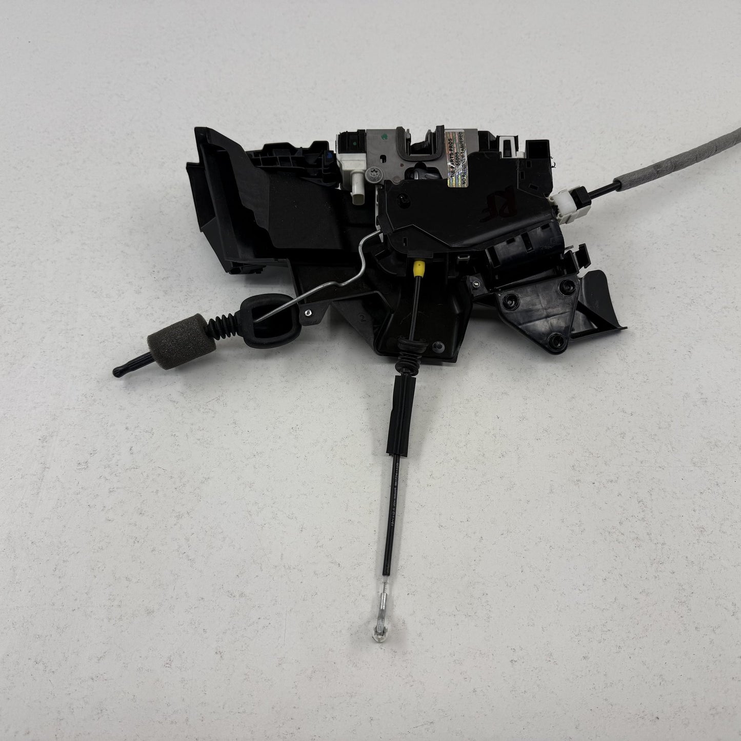 2008-2014 Mercedes C250 W204 Passenger Right Front Door Lock Latch Actuator OEM