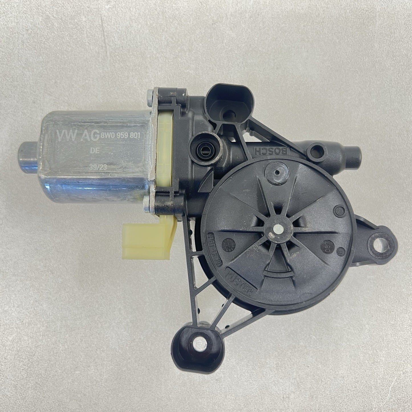 17-24 AUDI A4 S4 DRIVER LEFT FRONT DOOR WINDOW REGULATOR MOTOR 8W0959801 OEM