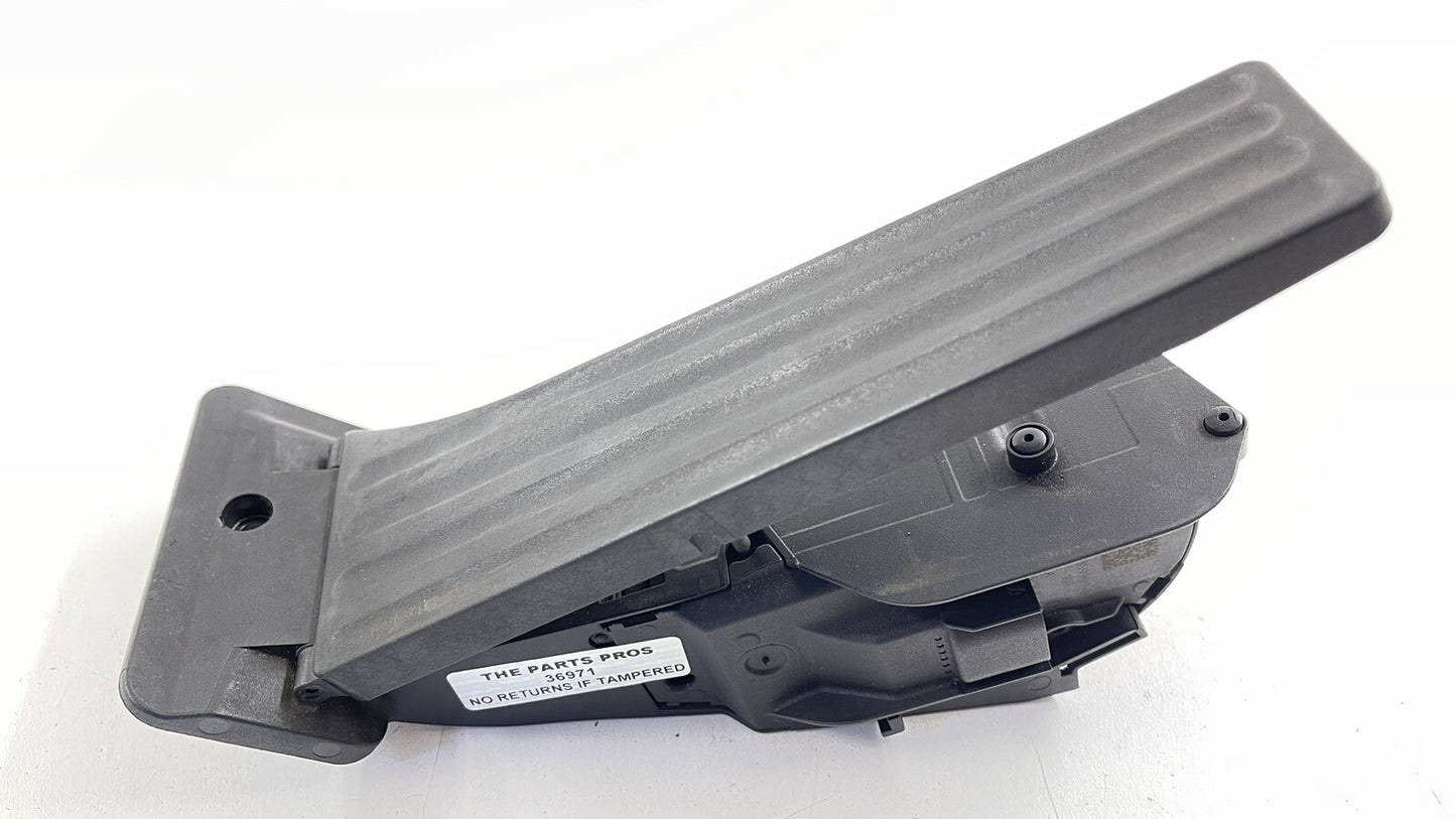 12-19 BMW M6 GAS PEDAL THROTTLE ACCELERATOR 6859999 OEM