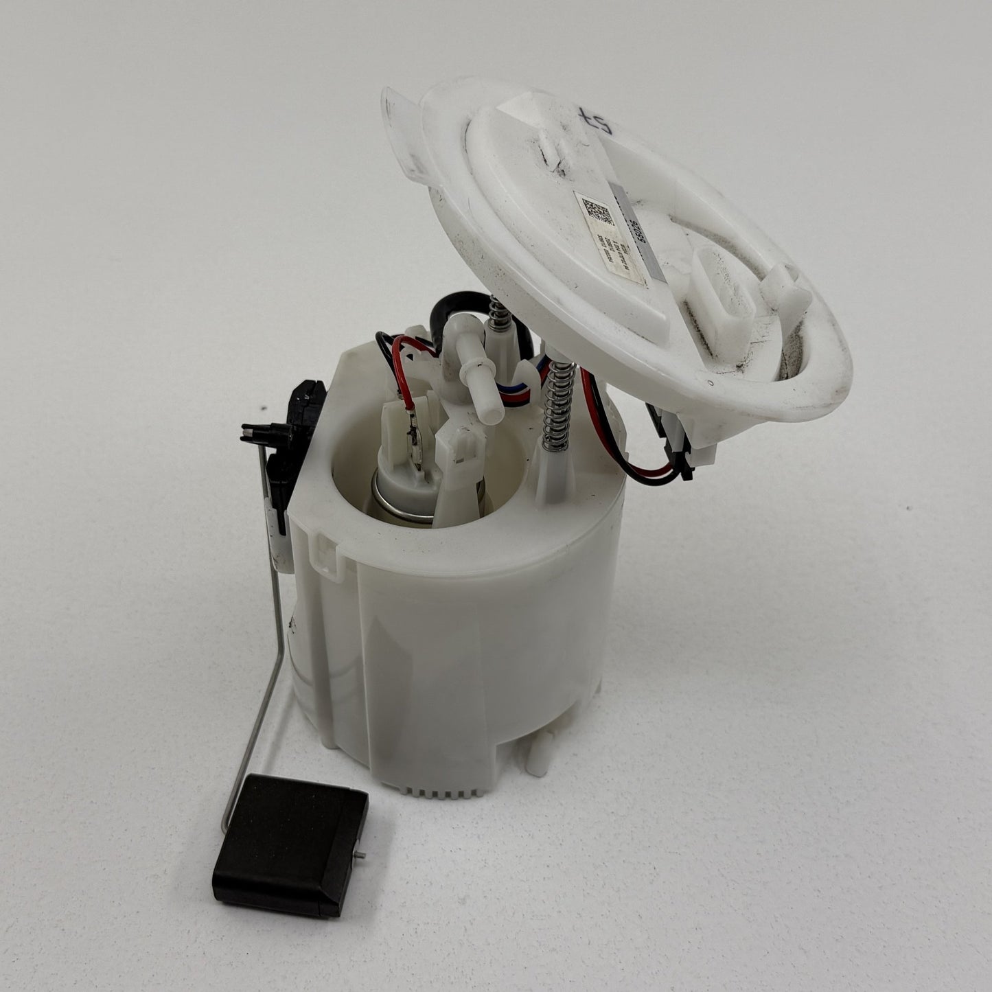 2012-2014 Mercedes-Benz C250 W204 M271 Gas Tank Fuel Pump Sending Unit Pair OEM