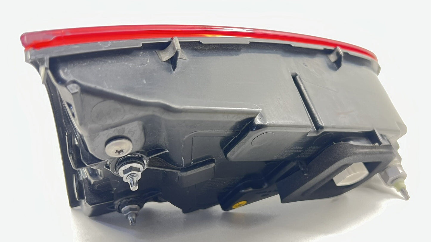 15-18 AUDI A8 S8 PASSENGER RIGHT REAR INNER TRUNK TAILLIGHT TAIL LIGHT LAMP OEM