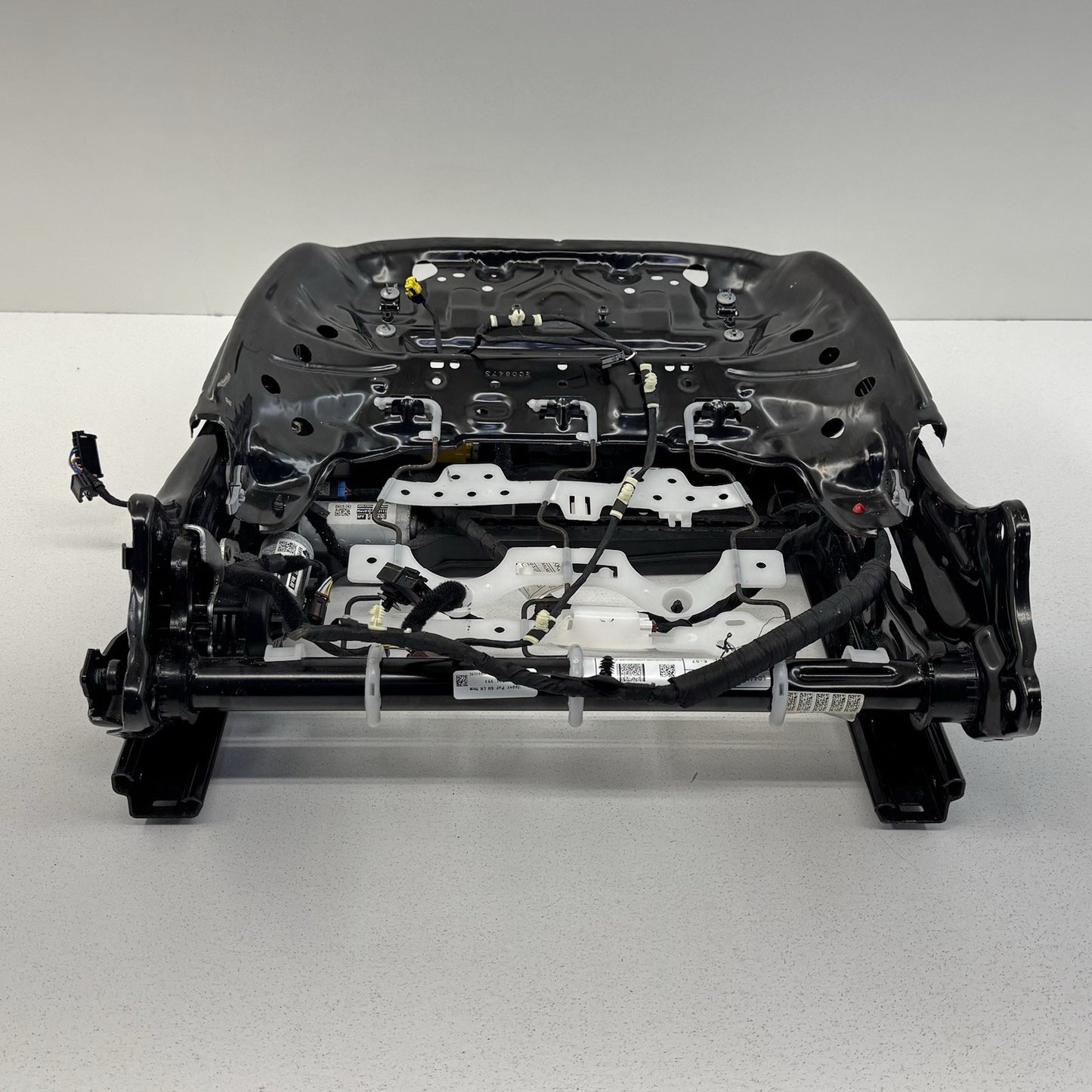 22-24 BMW G01 X3 Driver Left Front Lower Sport Seat Track Frame Rail OEM