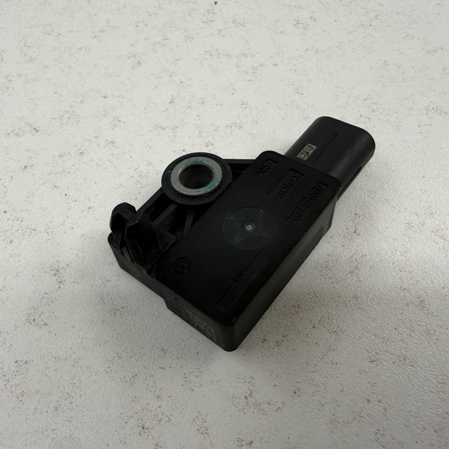 2022-2024 Rivian R1S R1T Acceleration Vibration Sensor 2047491007 OEM