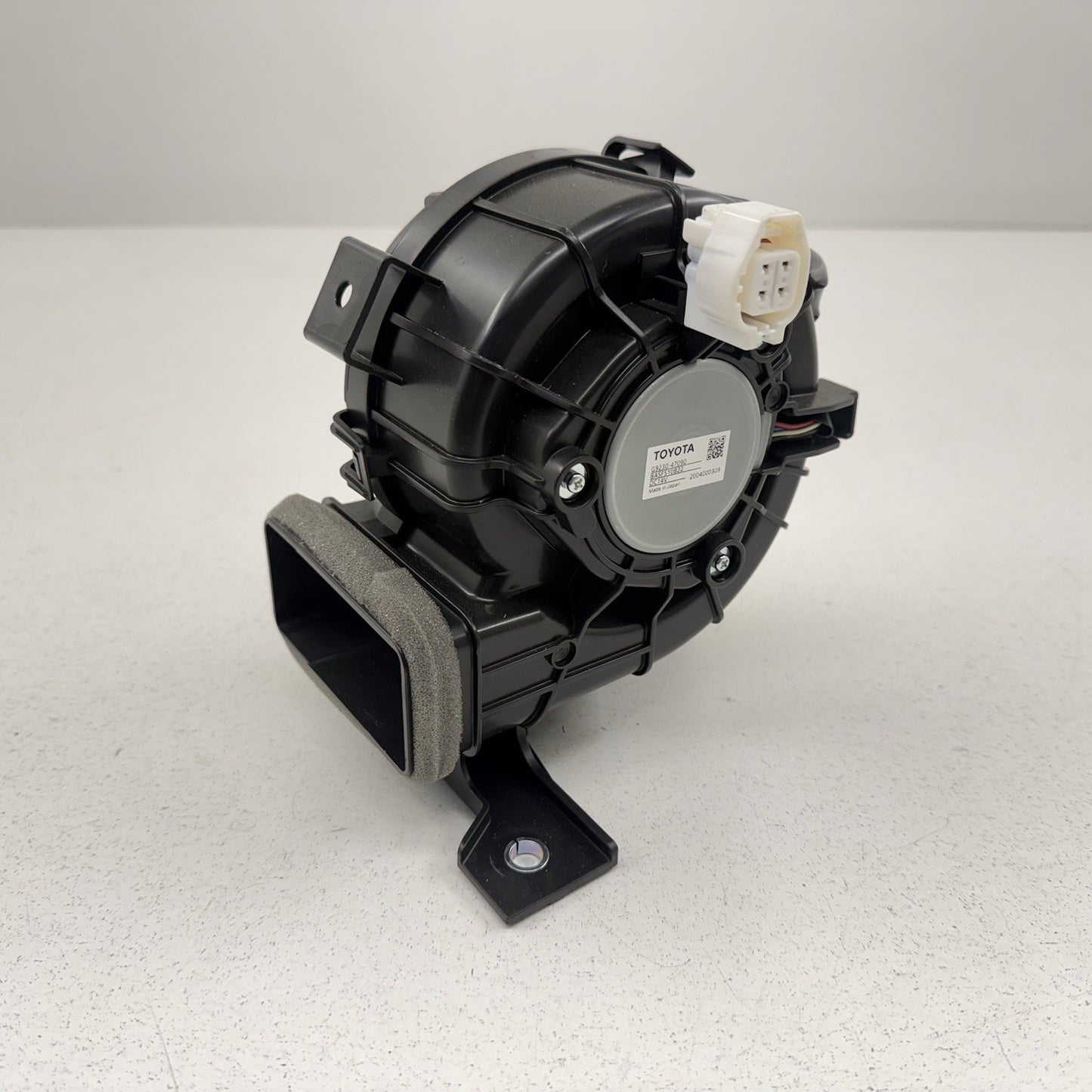 17-22 Toyota Prius Prime Hybrid Battery Right Cooling Blower Motor Assembly OEM