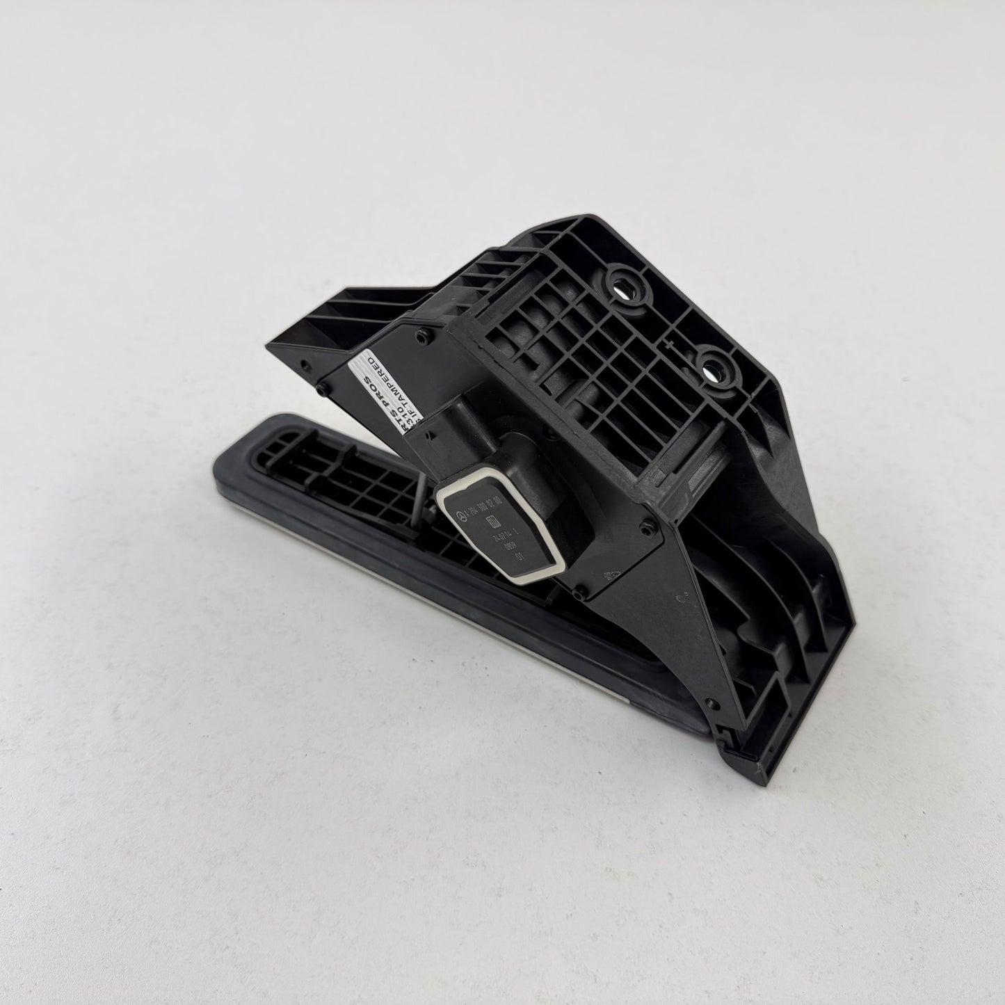 2014-2020 Mercedes-Benz S550 W222 Gas Pedal Throttle Accelerator 2043000200 OEM
