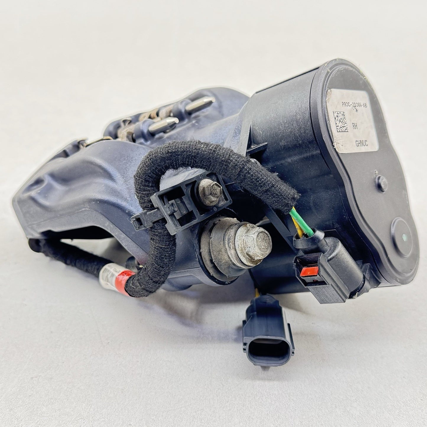 24-25 FORD MUSTANG GT PASSENGER RIGHT REAR PARKING PARK DRIFT BRAKE CALIPER OEM