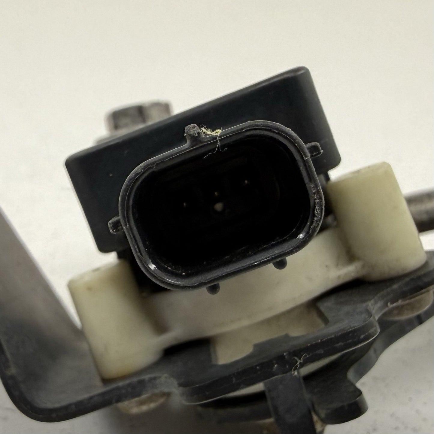 19-25 Toyota RAV4 Driver Left Rear Suspension Ride Height Level Sensor OEM
