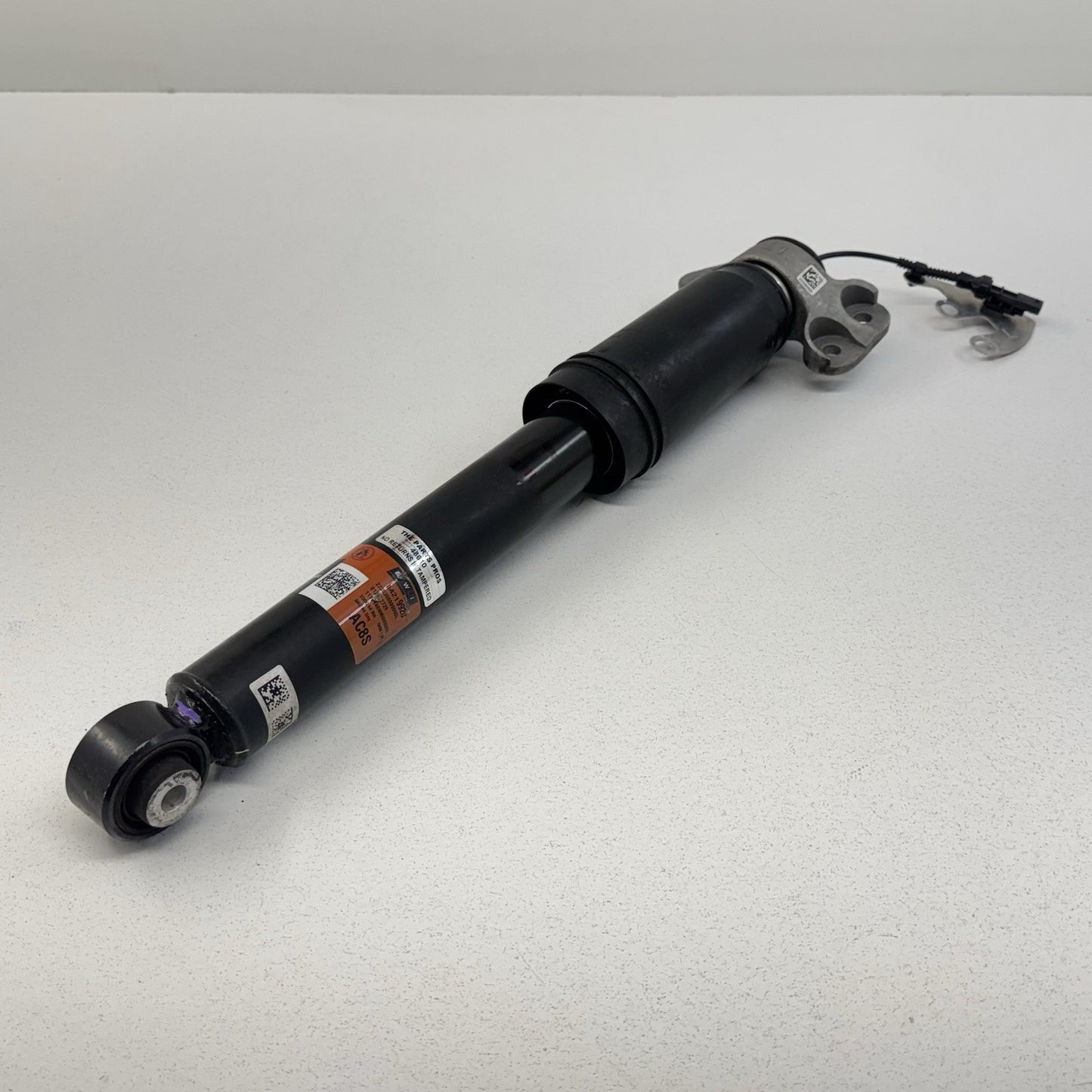 16-24 Chevrolet Camaro Left Rear Damping Strut Shock Absorber MagneRide OEM