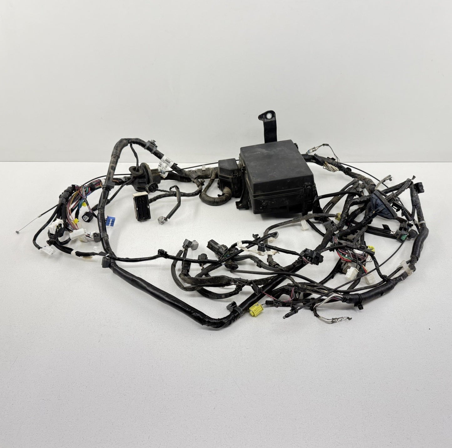 16-18 Toyota Tacoma TRD Off Road Front Engine Bay Wiring Harness W/ Fuse Box OEM