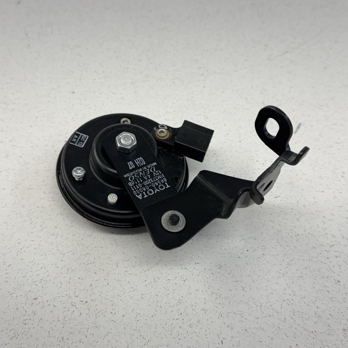 25-26 Toyota Camry Horn Siren Alarm Signal 86560-06060 OEM