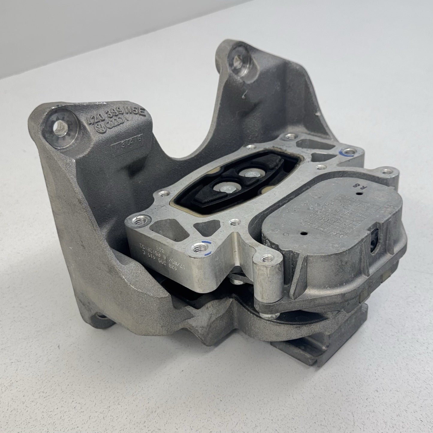 17-23 Audi R8 Plus AWD Automatic Transmission Support Mount Bracket OEM
