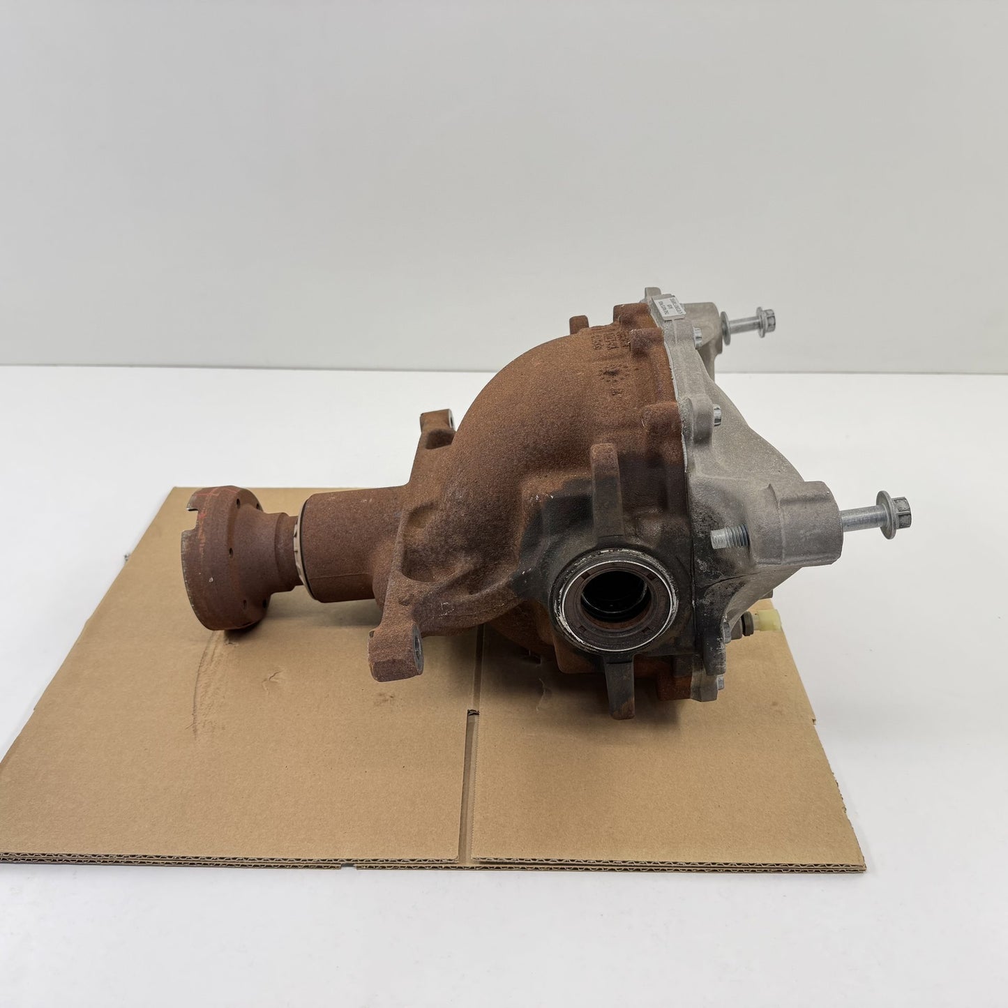 2015-2023 Ford Mustang GT Manual Rear Torsen Differential Diff 3.73 Ratio OEM