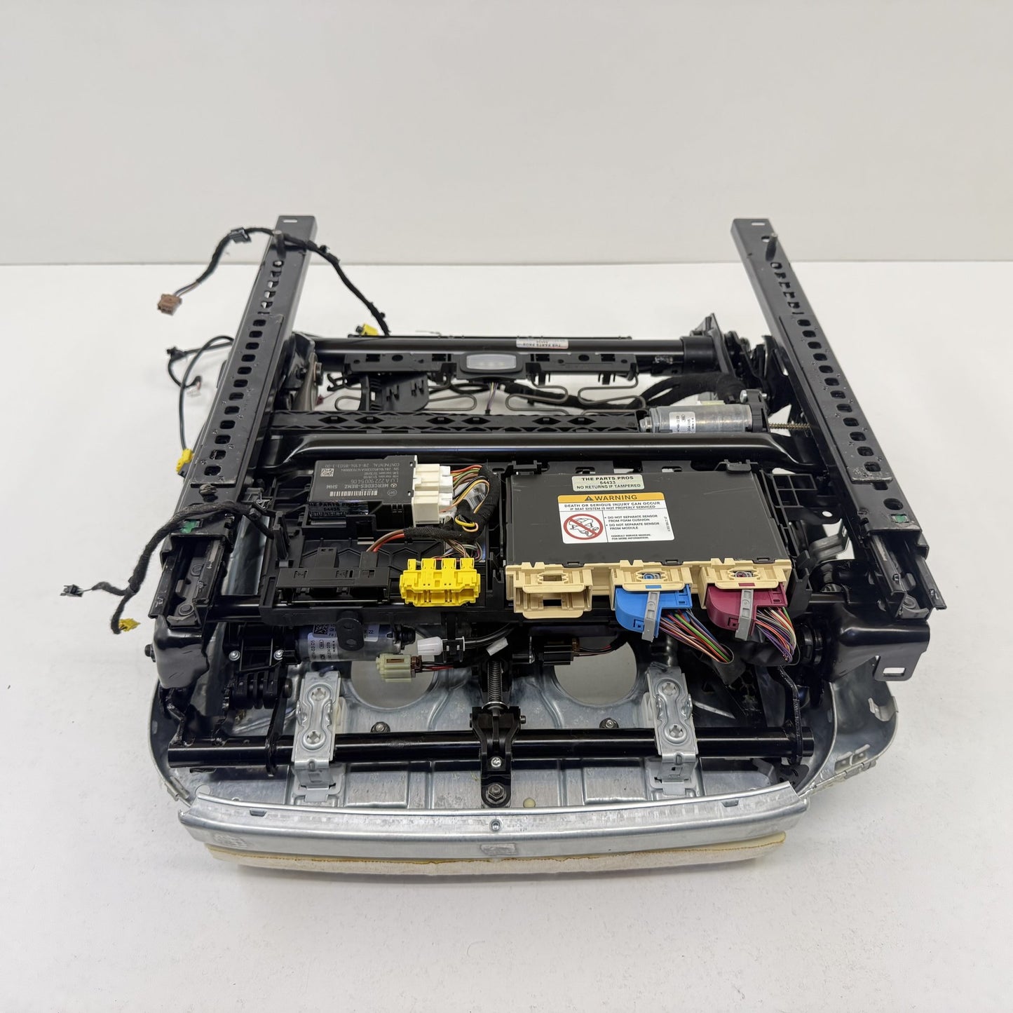2014-2020 Mercedes-Benz S550 W222 Right Front Lower Seat Track Rail Frame OEM