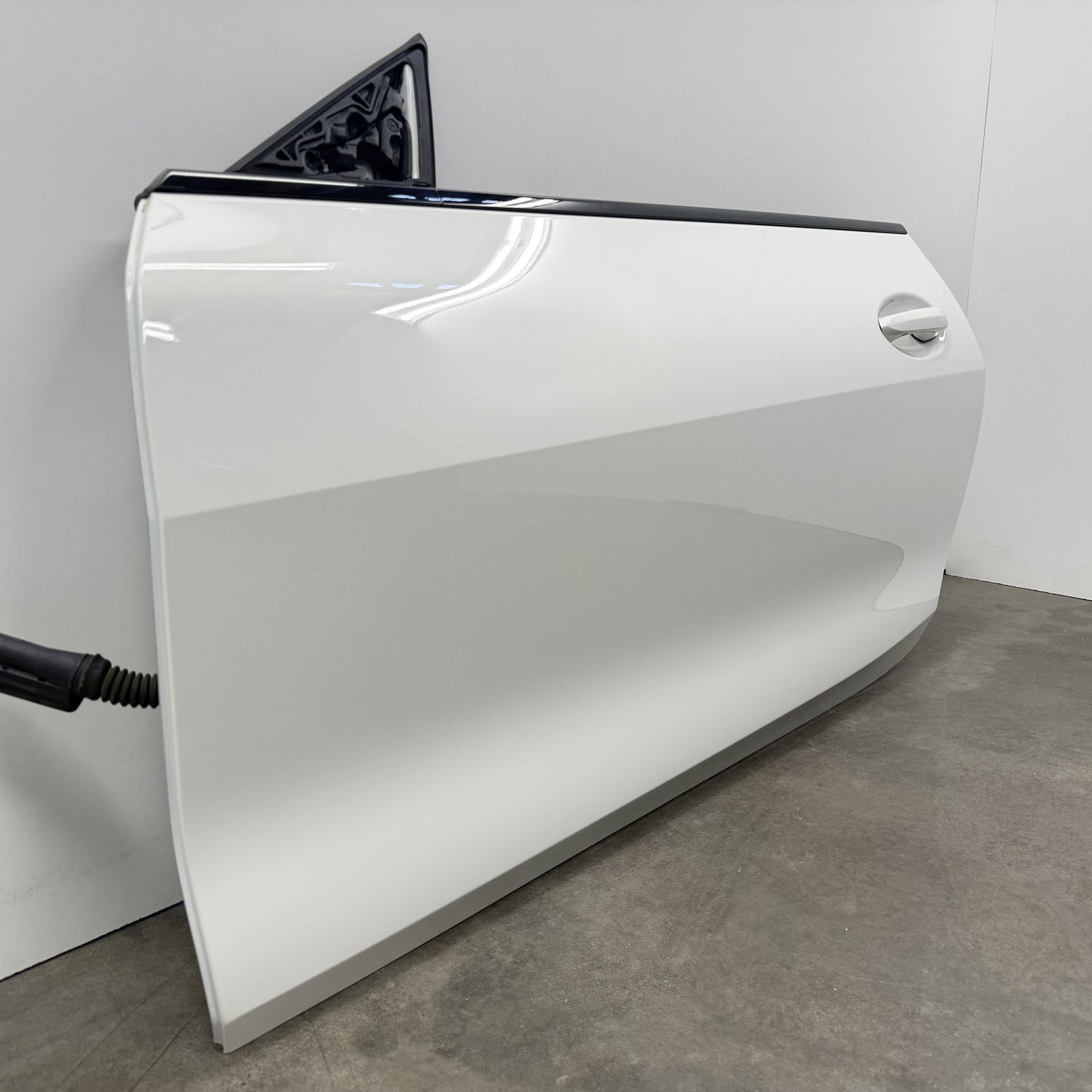 2021-2026 BMW M4 G82 Driver Left Door Shell Complete W/ Glass Alpine White OEM