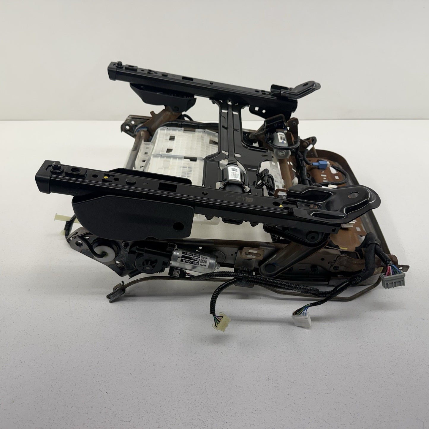 23-25 Honda Pilot Touring Driver Left Front Lower Seat Track Rail Frame OEM