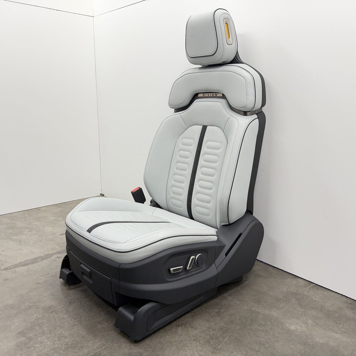 2022-2024 Rivian R1S Driver Left Front Seat Ocean Coast Leather OEM