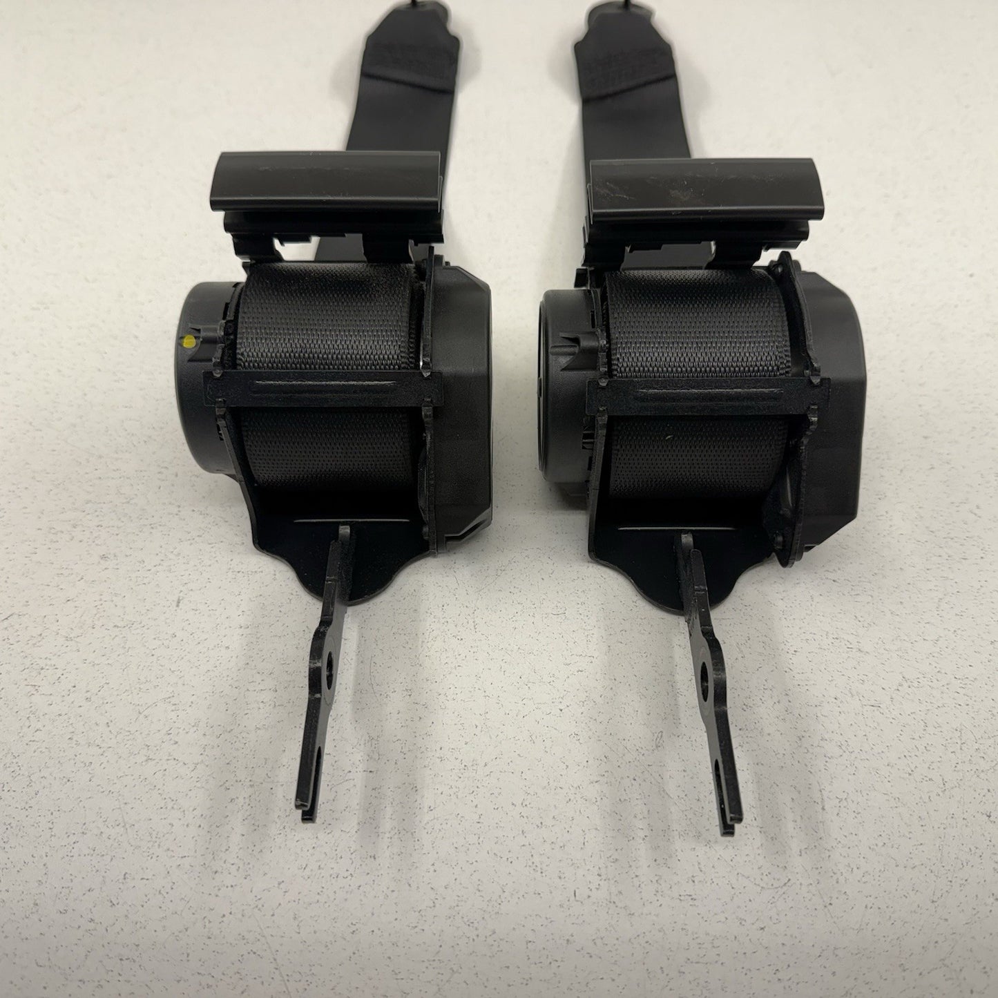 12-18 BMW F30 F80 M3 Rear Seatbelt Seat Belt Retractor Set Black OEM