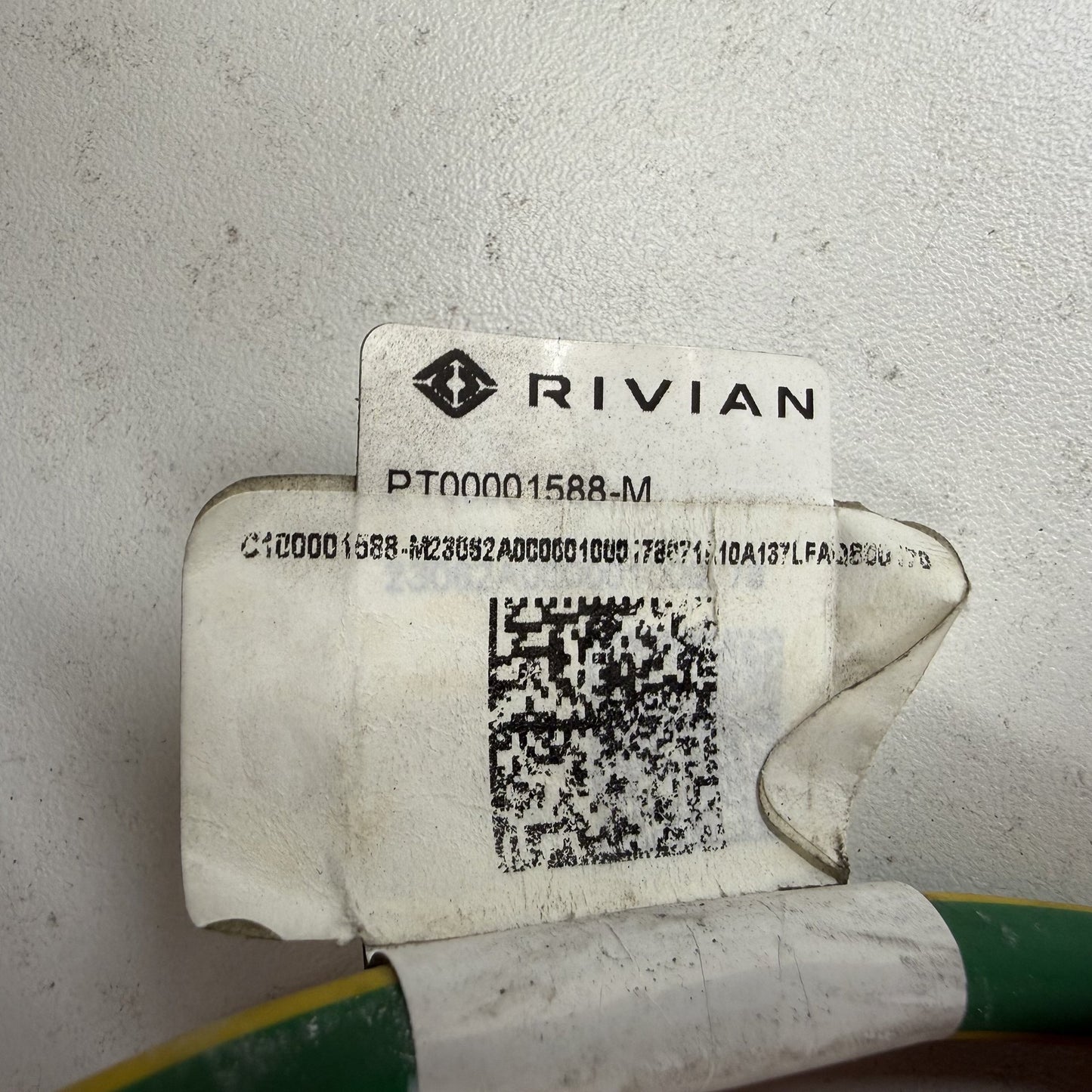 2022-2024 Rivian R1S High Voltage Battery Charge Port Plug Cable PT00001588 OEM