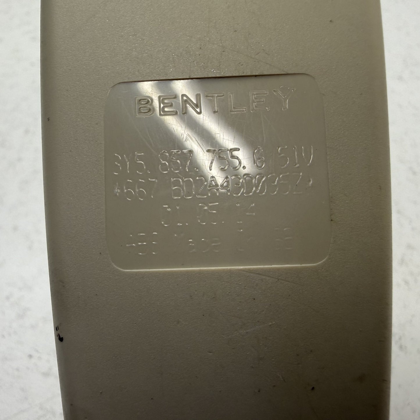 2014-2018 Bentley Flying Spur Driver Left Front Seat Belt Buckle Beige OEM