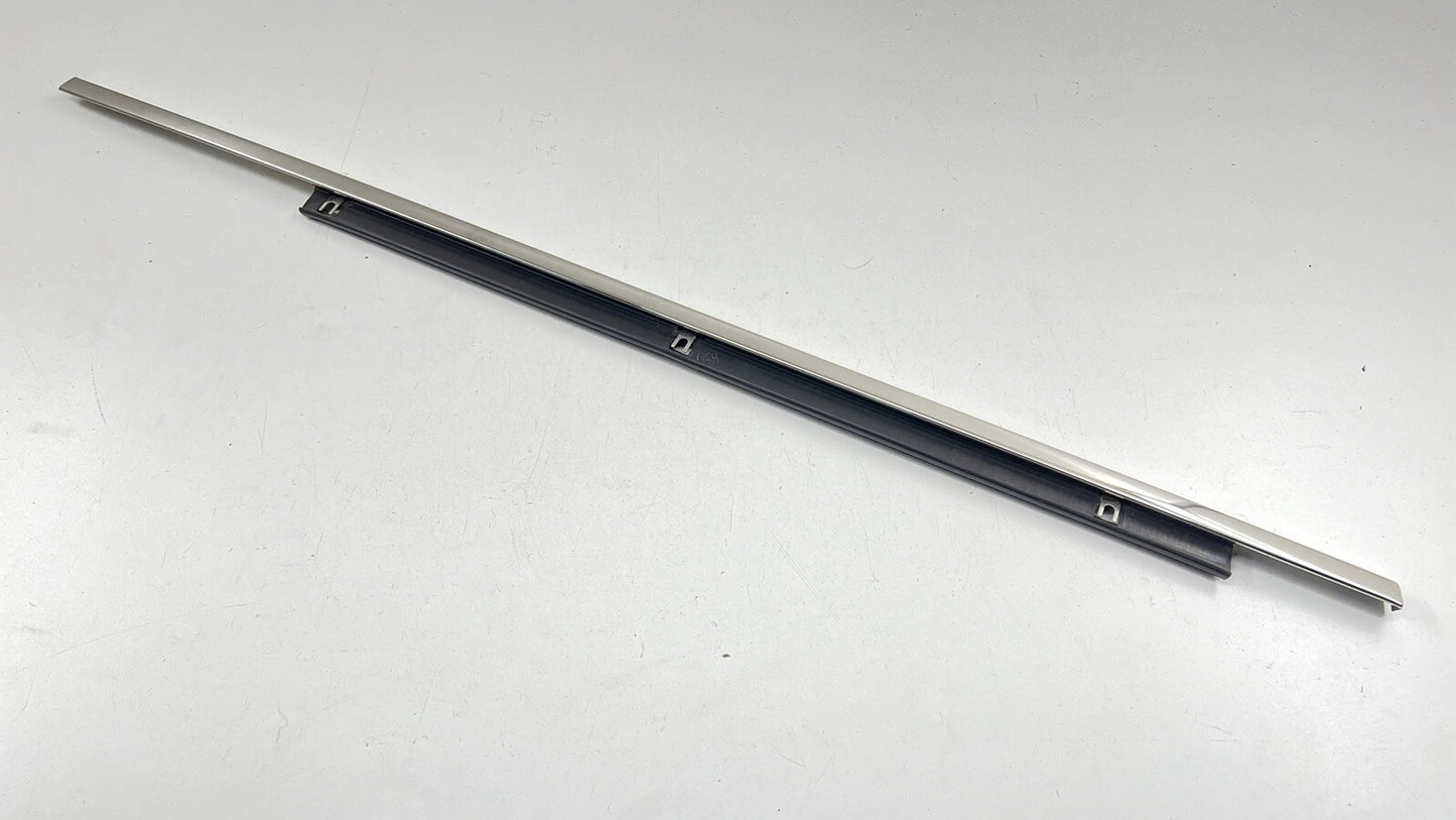 13-18 BENTLEY FLYING SPUR RIGHT REAR UPPER DOOR MOULDING CHROME TRIM PANEL OEM