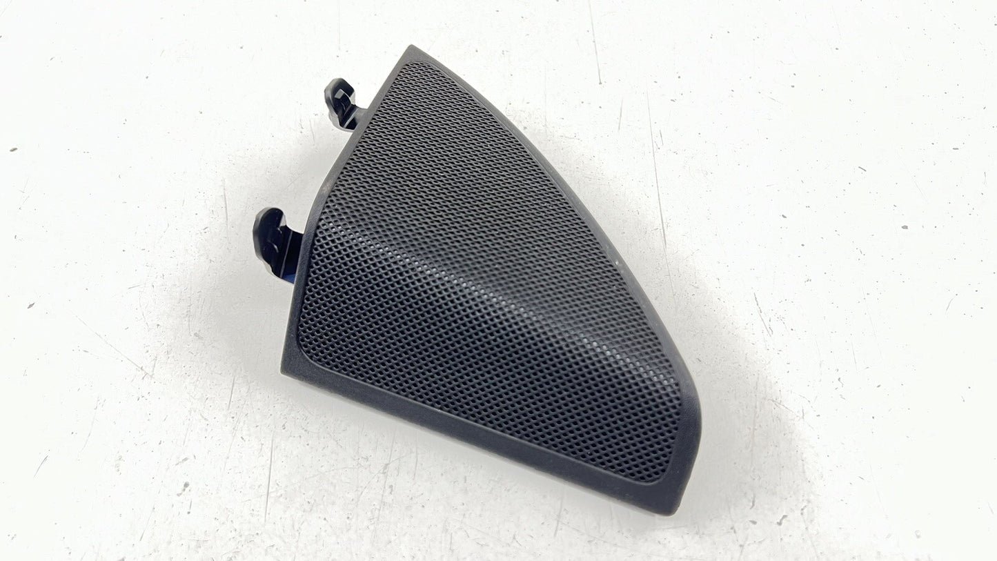 15-21 MERCEDES-BENZ C63S W205 RIGHT FRONT DOOR PANEL CORNER SPEAKER TRIM OEM