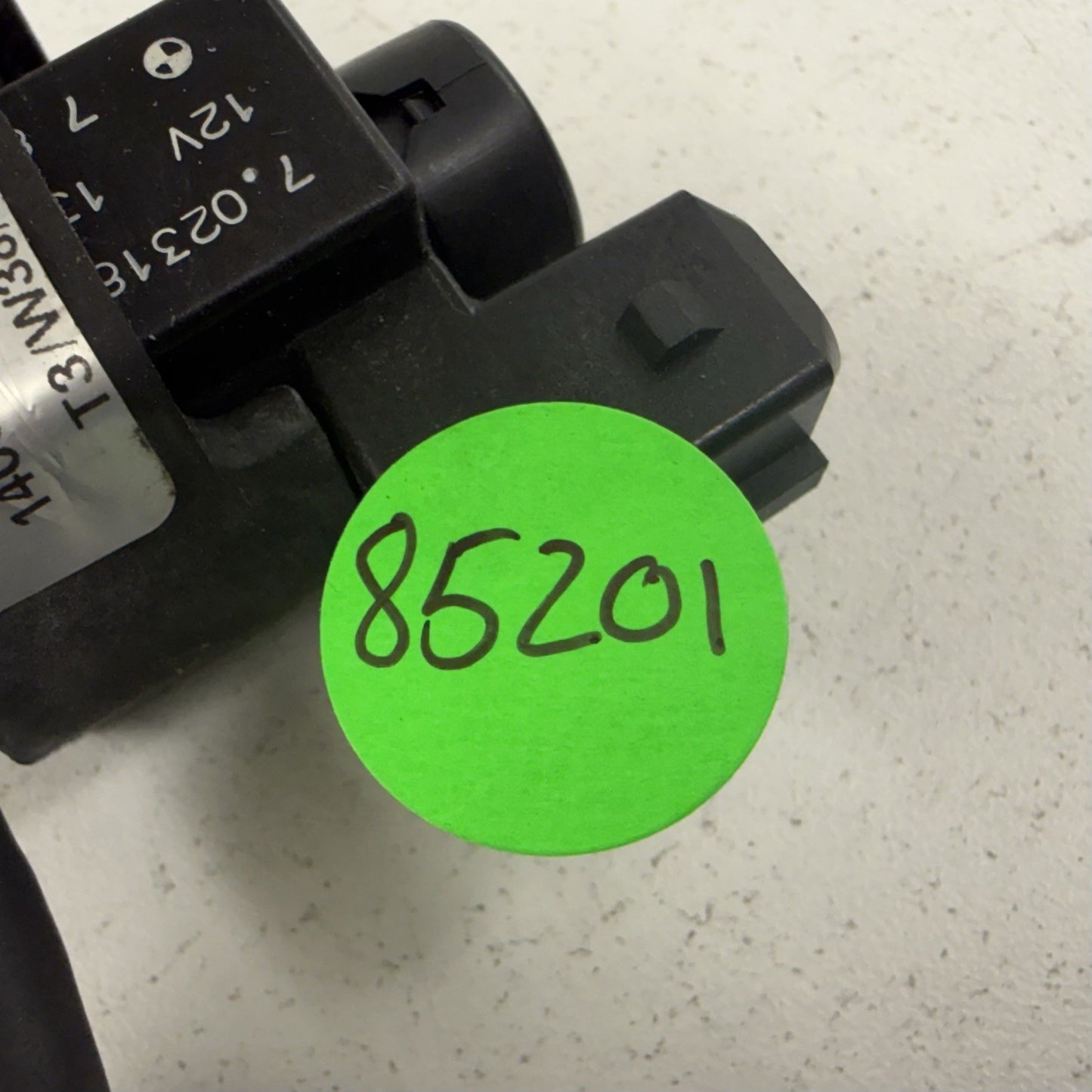 12-16 BMW M5 F10 Pressure Solenoid Valve 7850585 OEM