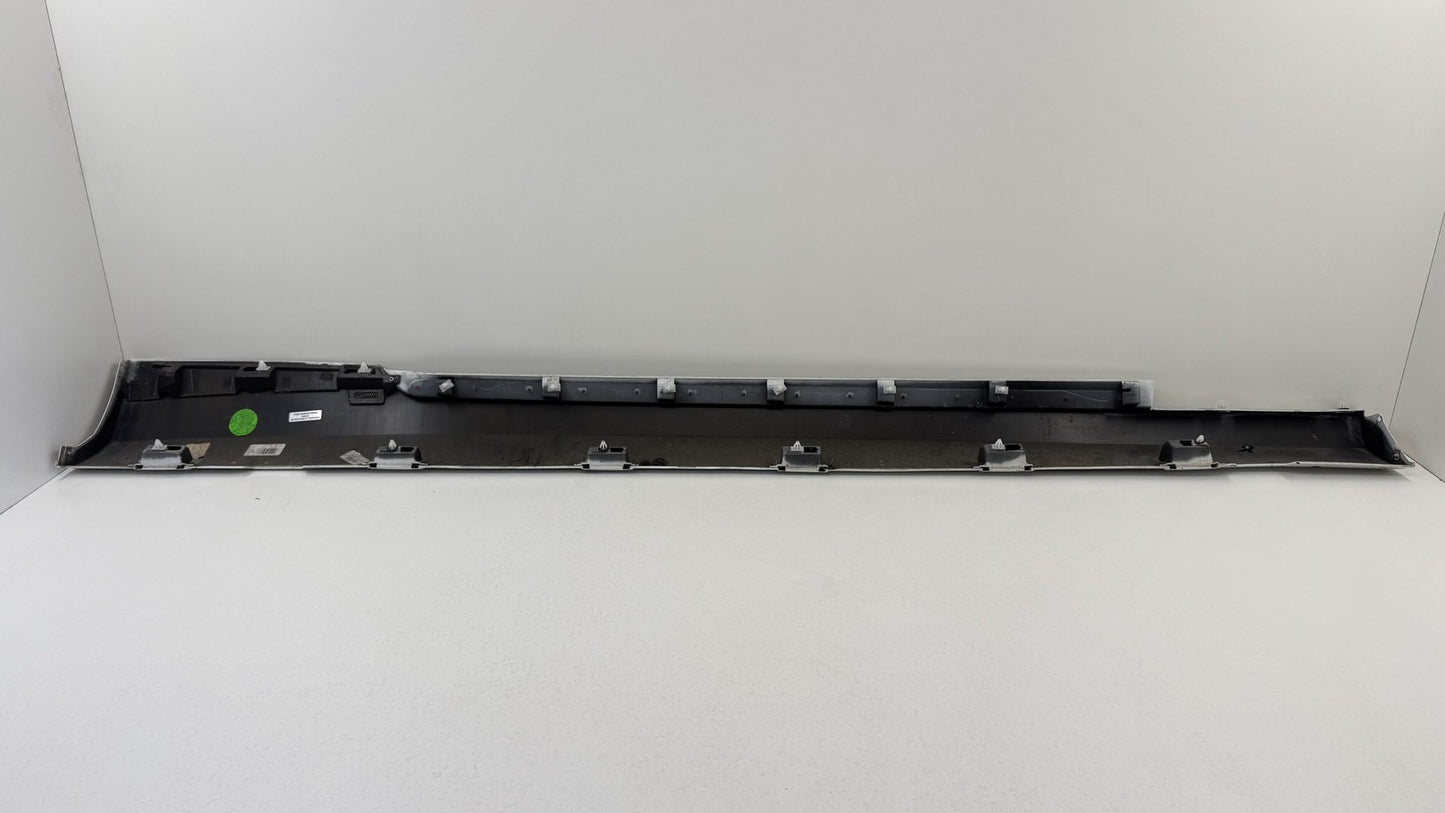 2010-2015 Chevrolet Camaro SS Driver Left Side Skirt Rocker Panel Cover Trim OEM