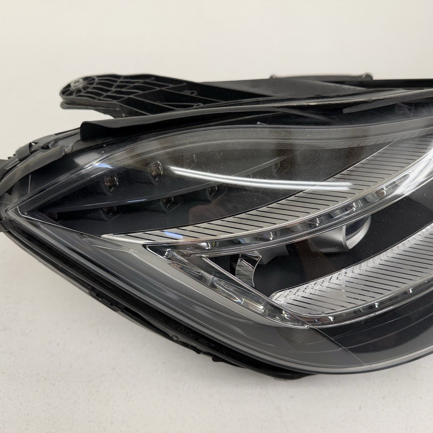 12-14 Mercedes CLS550 CLS63 W218 Passenger Right Front Headlight Lamp HID OEM
