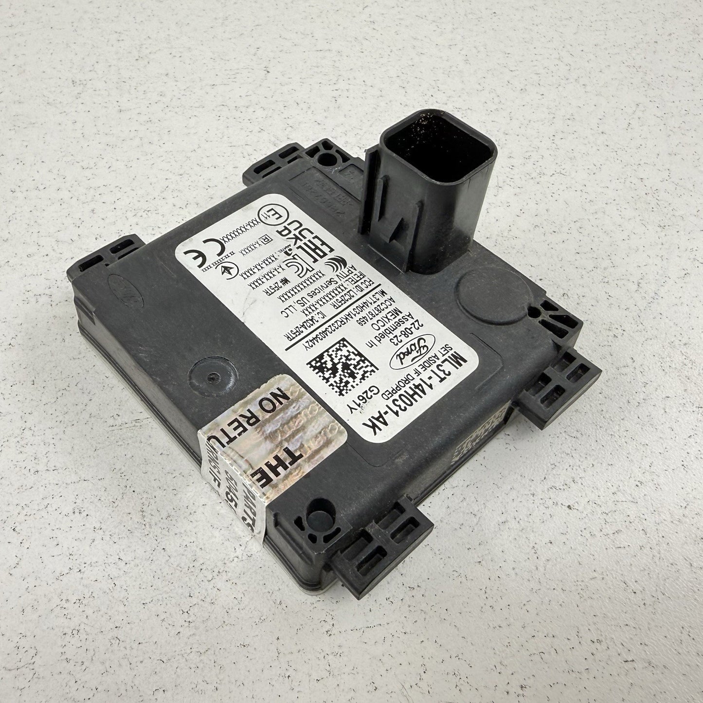 24-26 Ford Mustang Rear Blind Spot Radar Sensor Left Or Right ML3T-14H031-AK OEM