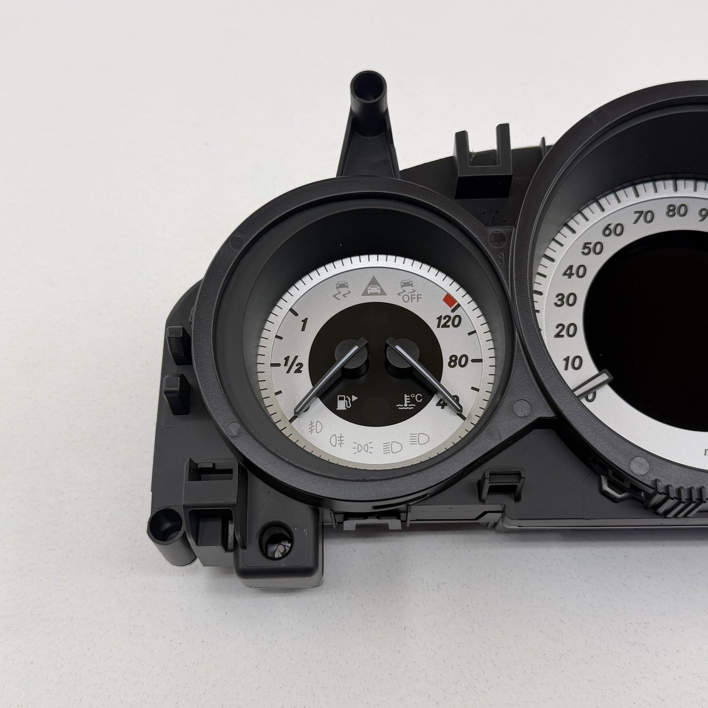 2012-2014 Mercedes C250 W204 Speedometer Instrument Gauge Cluster 2049005213 OEM