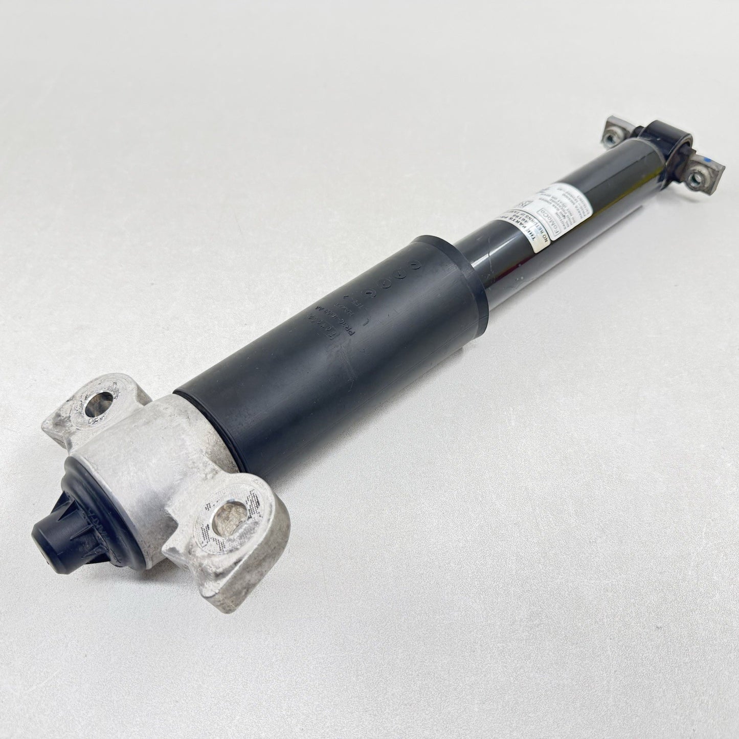 24-25 FORD MUSTANG GT LEFT OR RIGHT REAR STRUT SHOCK ABSORBER PR3C-18W002-AF OEM