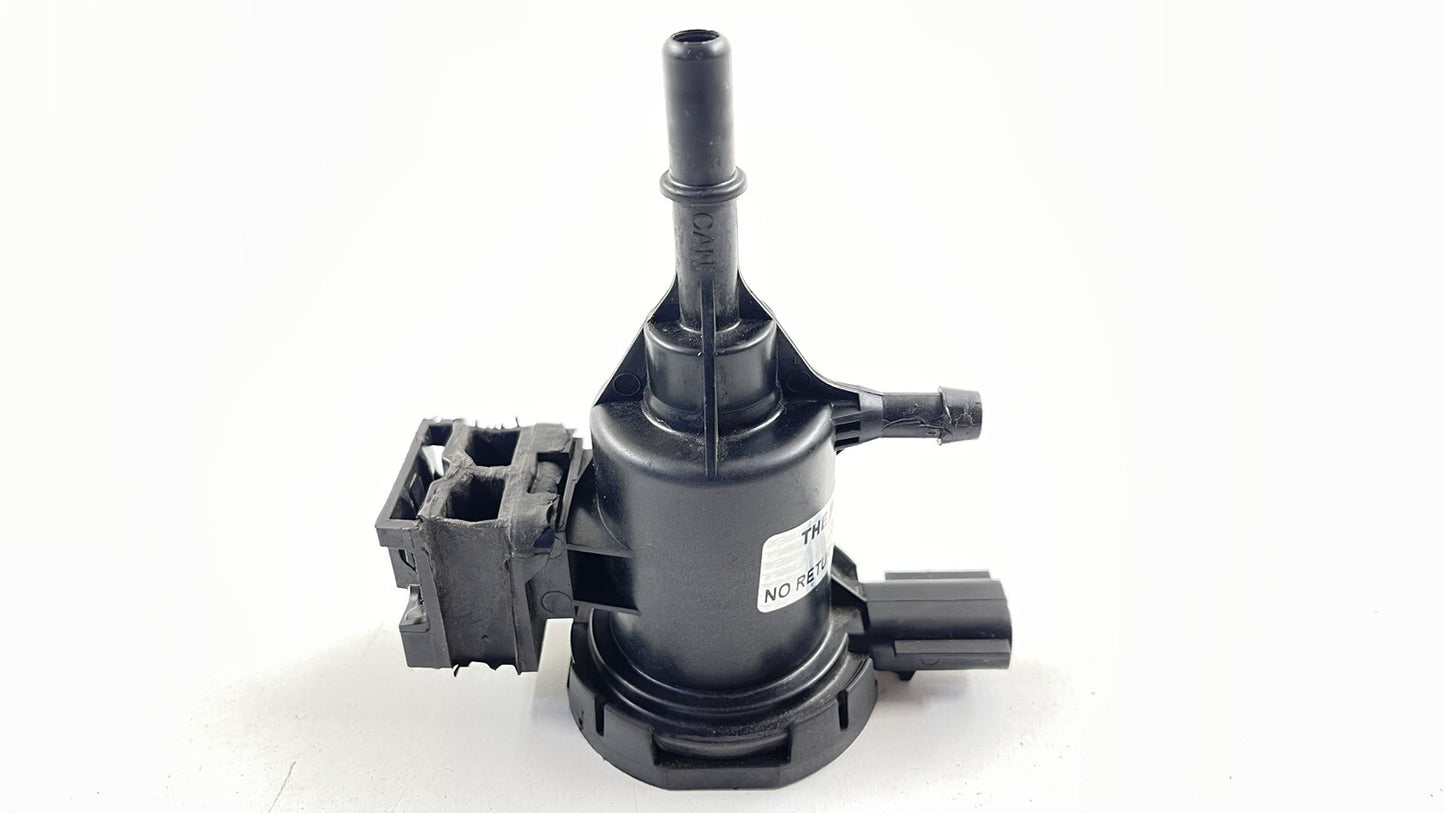 14-17 MERCEDES BENZ E550 W207 FUEL SYSTEM PURGE VALVE SOLENOID 0014760532 OEM
