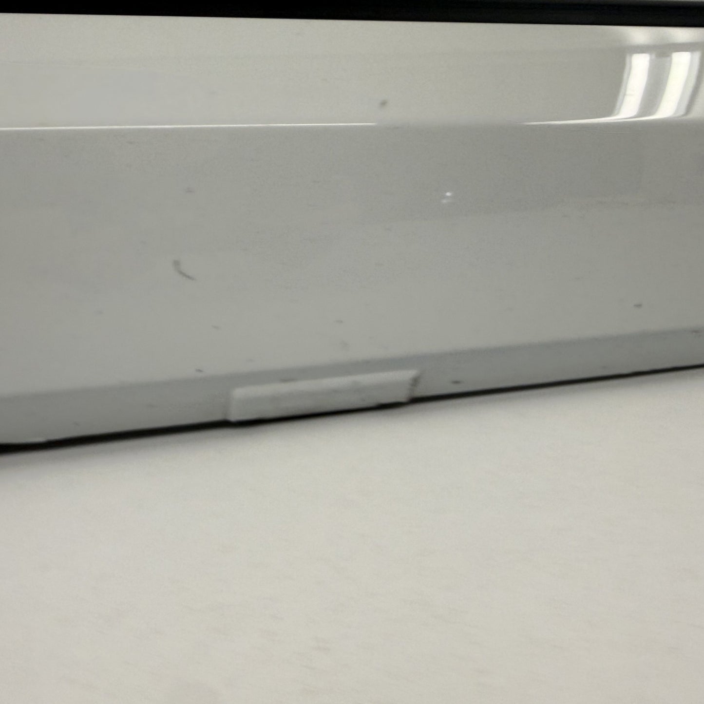 2010-2015 Chevrolet Camaro SS Right Side Skirt Rocker Panel Cover Trim OEM