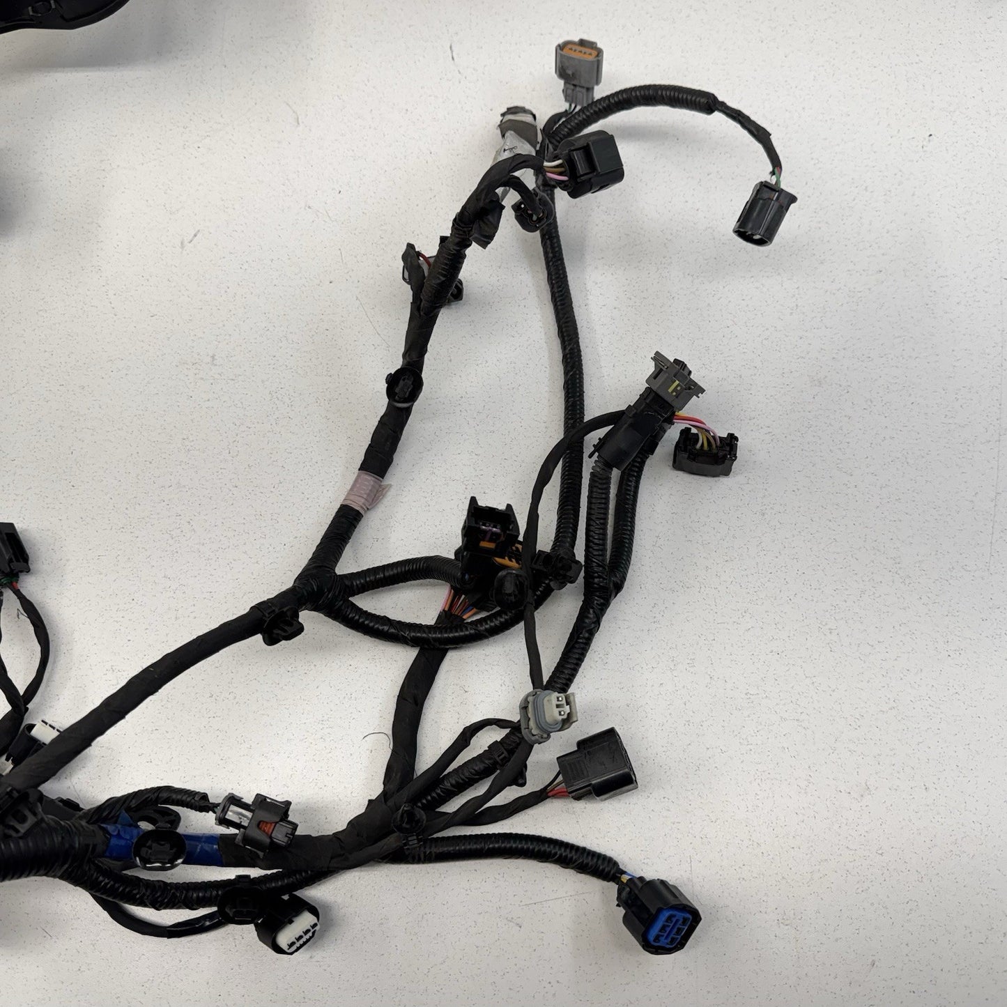 24-26 Hyundai Elantra N 2.0L Automatic Engine Wiring Harness With Fuse Box OEM