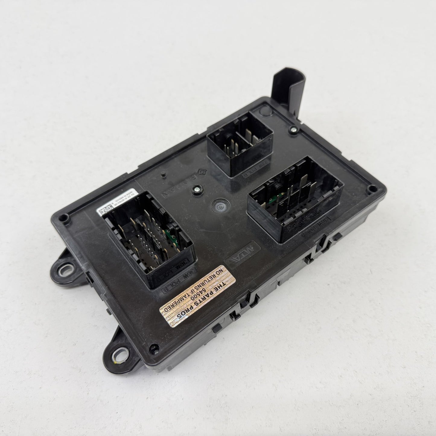 2022-2024 Rivian R1S R1T Right Cabin Fuse Relay Junction Box PT00031577-F OEM