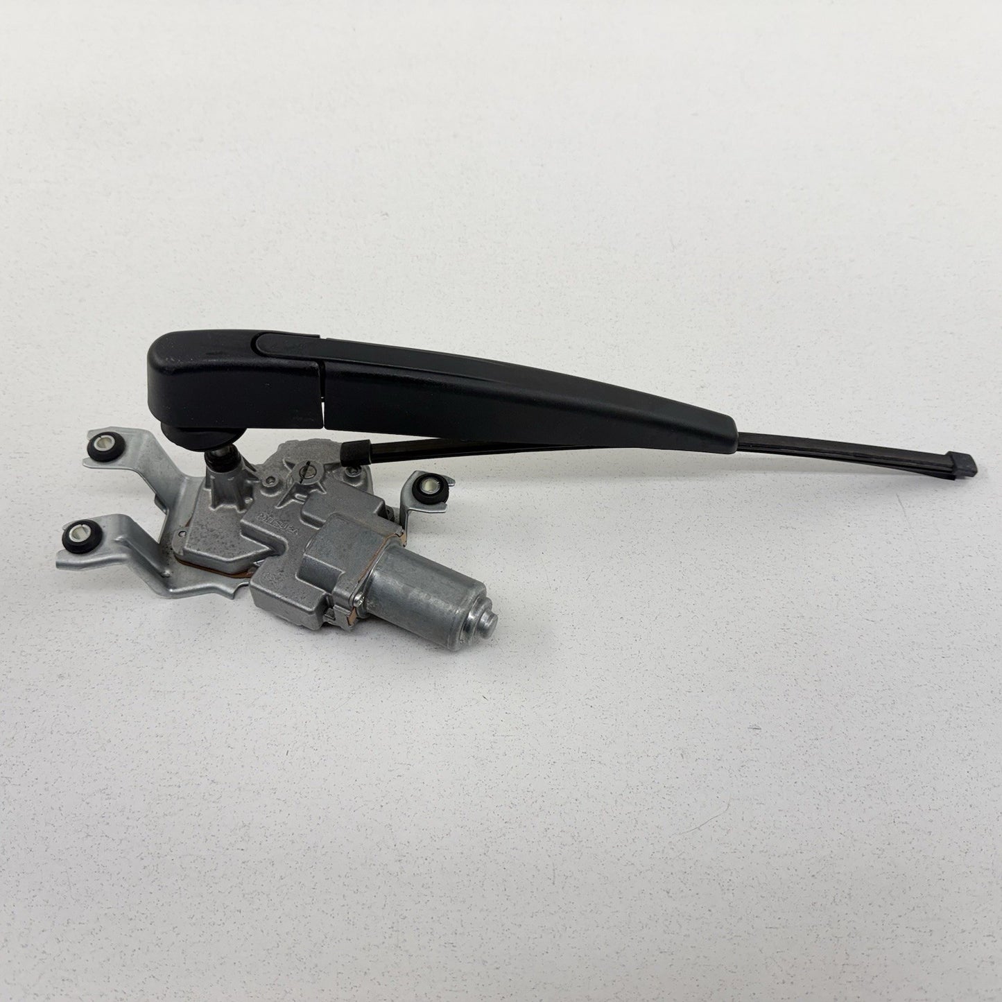 18-24 BMW G01 X3 Rear Tailgate Liftgate Window Glass Motor W/ Wiper Arm OEM