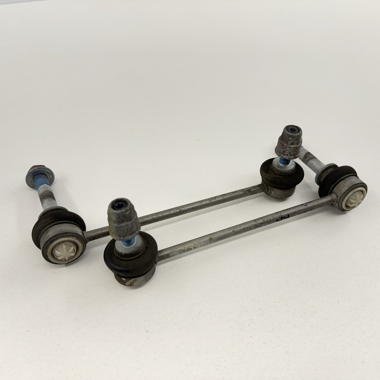 05-12 Porsche Boxster Cayman S 987 Rear Stabilizer Sway Bar End Link Pair OEM