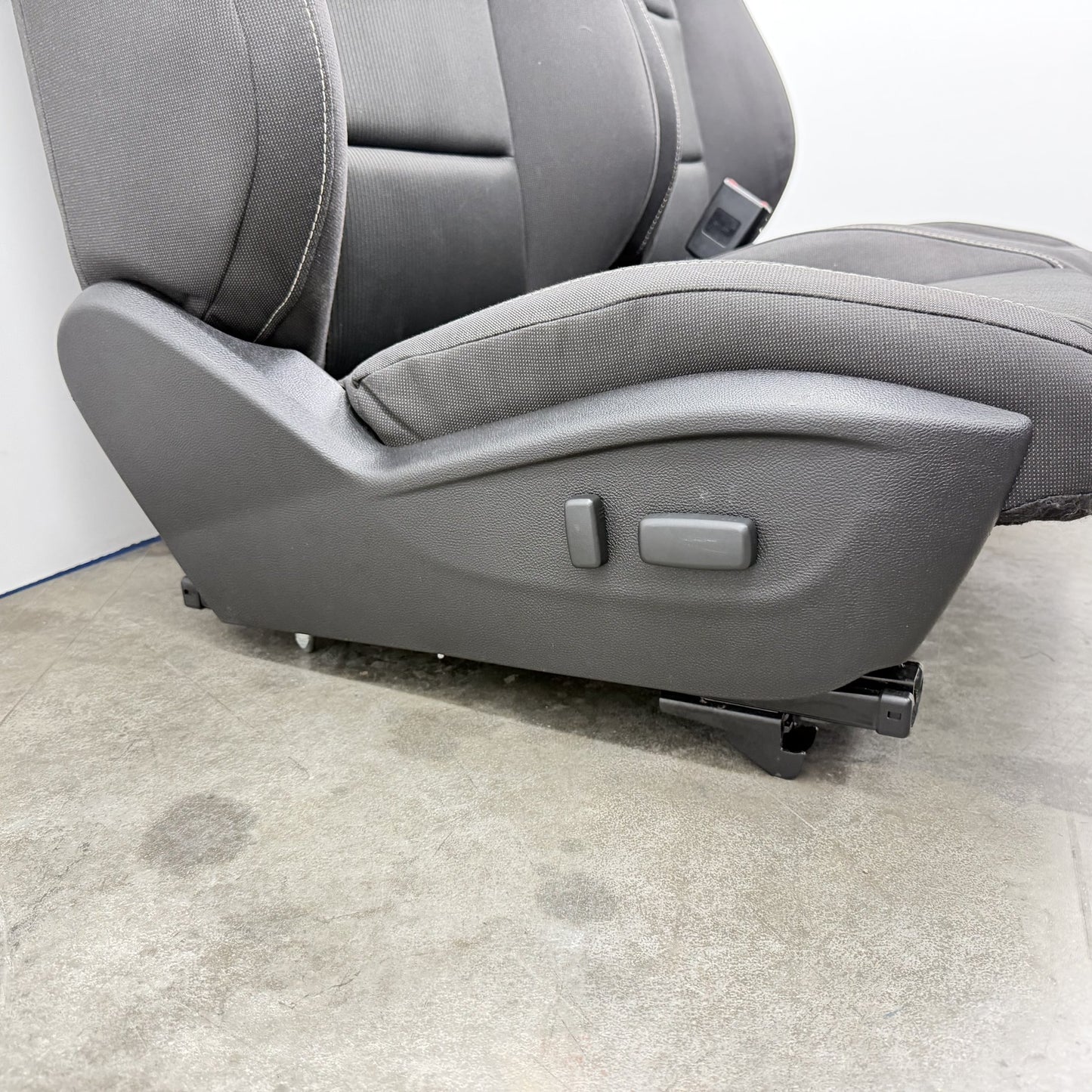 2010-2015 Chevrolet Camaro SS Coupe Black Cloth Seat Set Front &amp; Rear OEM *NOTE*