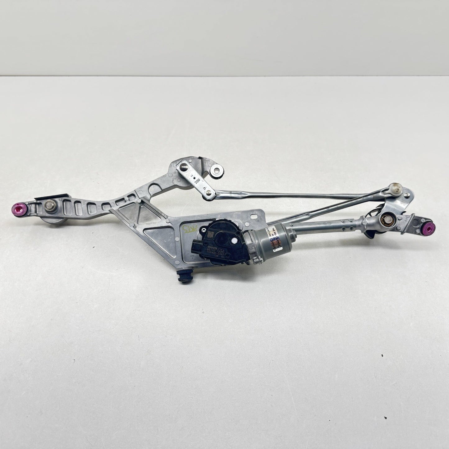 23-25 TOYOTA PRIUS WINDSHIELD WIPER MOTOR W/ LINKAGE ARM ASSEMBLY 8511012C90 OEM