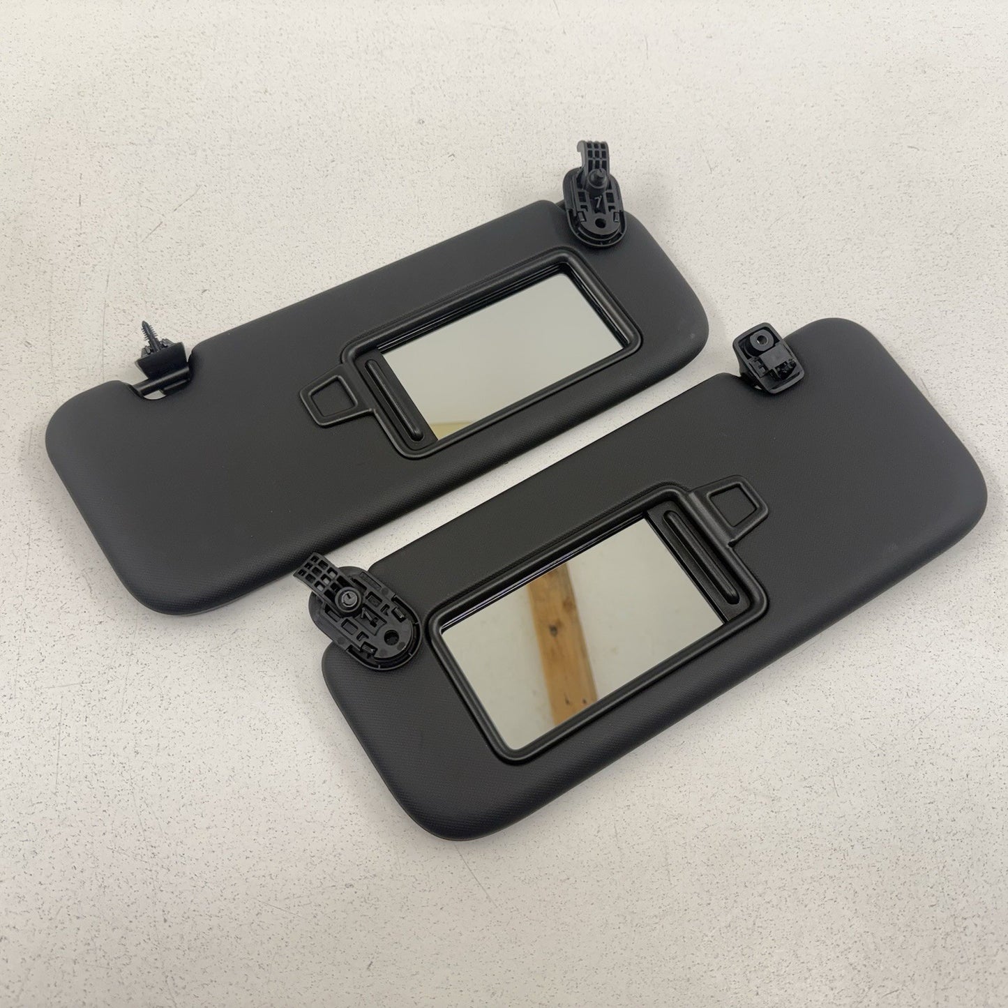 22-26 Hyundai Elantra N Sunvisor Sun Visor Shade Pair Left & Right Black OEM