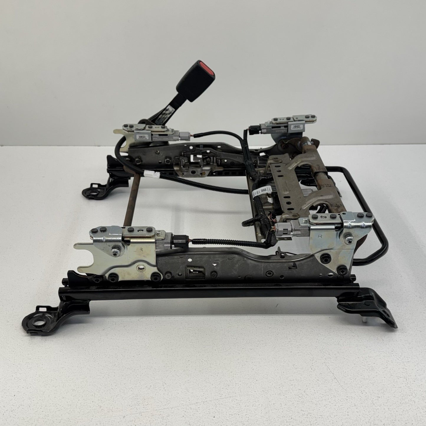 16-23 Toyota Tacoma Passenger Right Front Lower Seat Track Rail Frame OEM