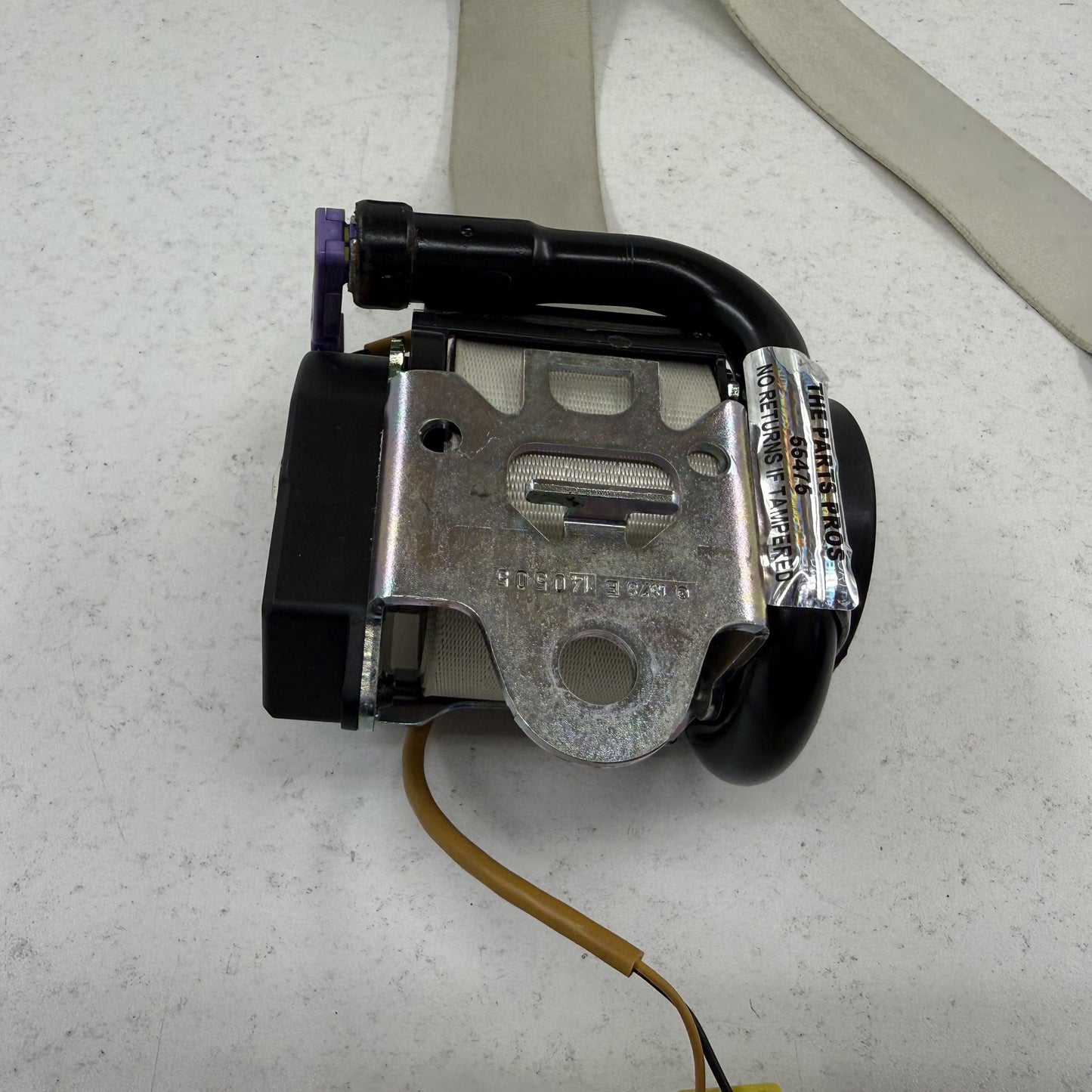 2014-2018 Bentley Flying Spur Right Rear Seatbelt Seat Belt Retractor OEM