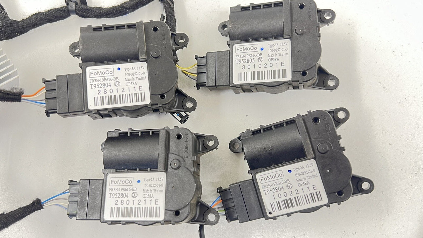 20-22 FORD MUSTANG GT500 HVAC BOX HEATER AC FLAP MOTOR AIR MIX ACTUATOR SET OEM