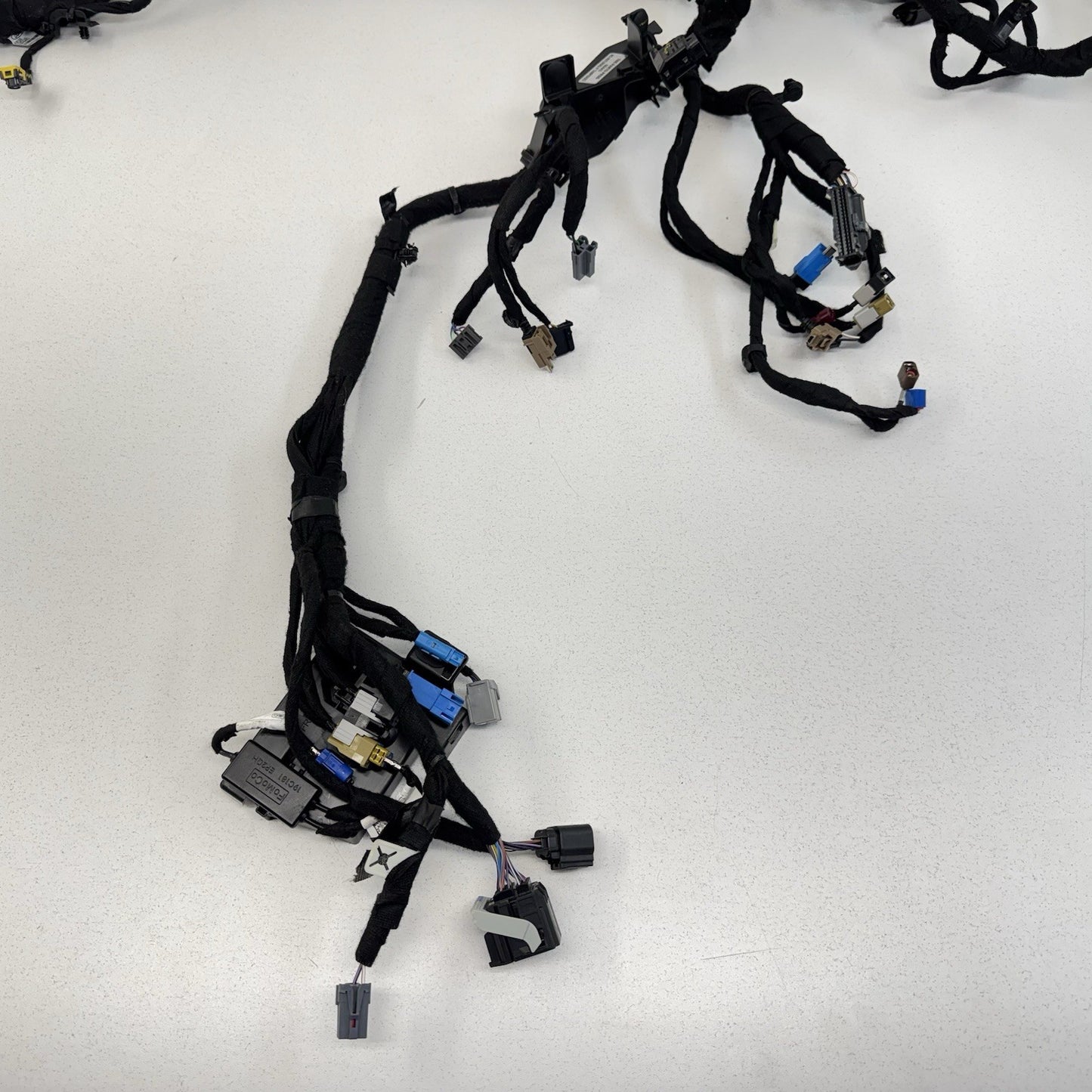 24-25 Ford Mustang GT Automatic Dashboard Dash Instrument Panel Wire Harness OEM