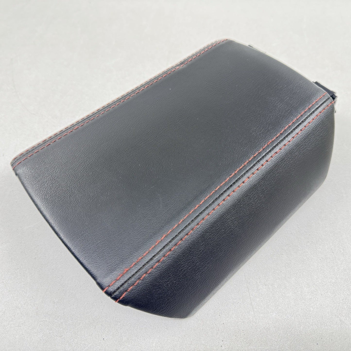 12-15 Chevrolet Camaro ZL1 Center Console Armrest Arm Rest Cover Lid Leather OEM