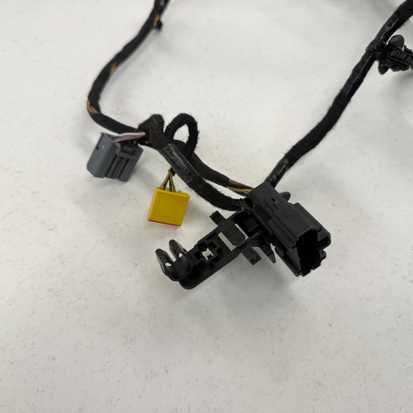 2022-2024 Rivian R1S Dashboard Instrument Panel Wiring Harness PT00417192-D OEM